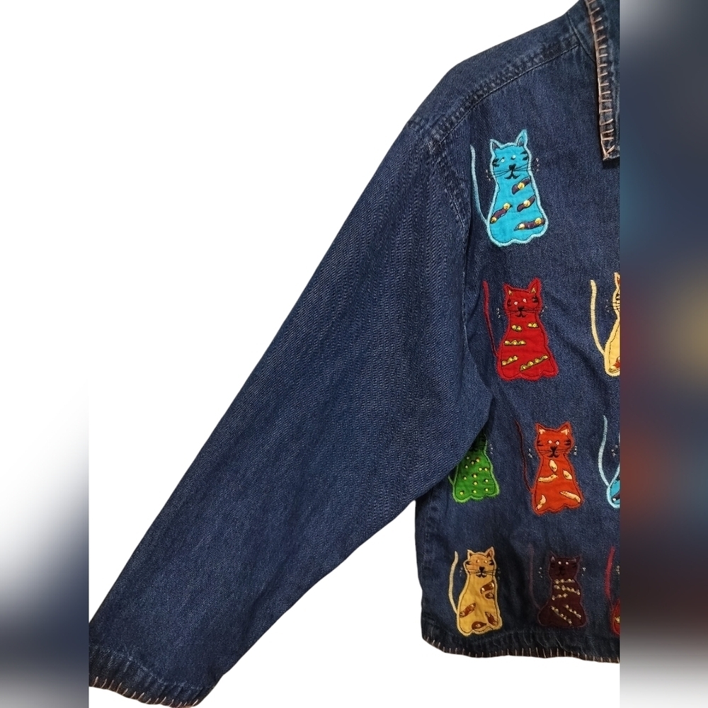 2072)Vintage Life Style Petite Applique Multicolor Cats Denim Button down Top PL - Picture 2 of 9
